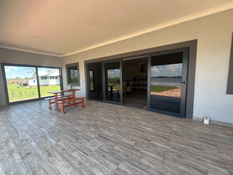 3 Bedroom Property for Sale in Klerksdorp Rural North West